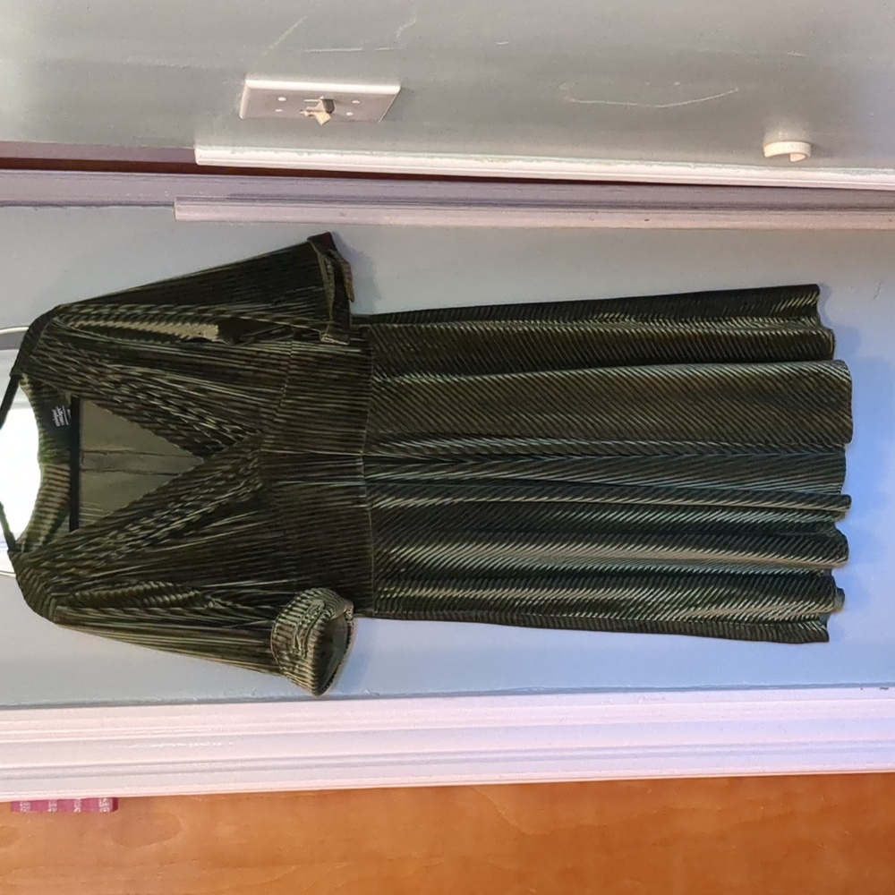 Unique Vintage 50's Style Green Velvet Party Dress, Size 3X/20